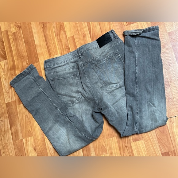 Like New DKNY Authentic Jeans Mens 34w/32L Bedford Slim Fit - Picture 10 of 10